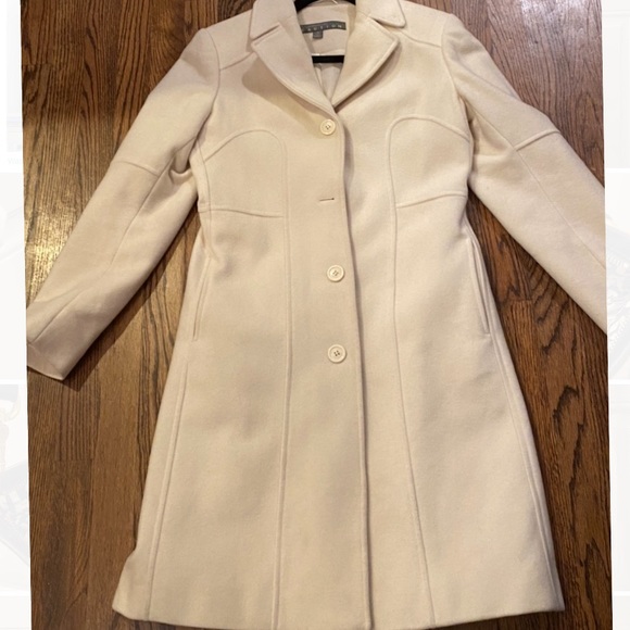 Kenneth Cole Reaction Jackets & Blazers - Kenneth Cole Reaction Cream coat